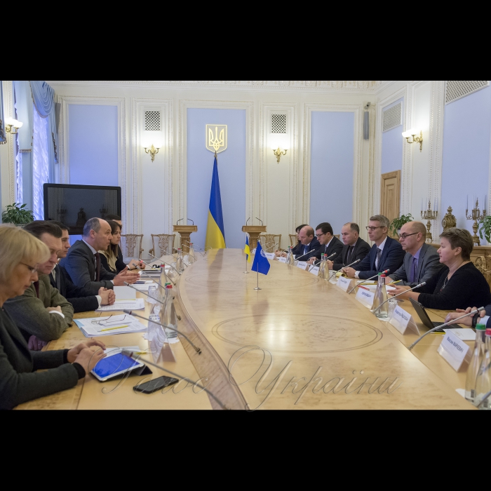 15 лютого 2018 зустріч Голови Верховної Ради України Андрія Парубія з групою експертів Міжнародного Валютного Фонду (МВФ).