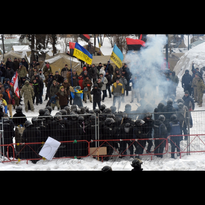 27 лютого 2018 сесія Верховної Ради України. Сутички з мітингувальниками біля ВР.