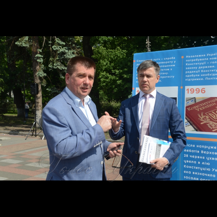 16 травня 2018 на Площі Конституції, біля будинку парламенту було представлено Комунікаційно-освітню експозицію щодо взаємодії Верховної Ради України із виборцями.
Зазначений захід відбувся у рамках десятого традиційного 