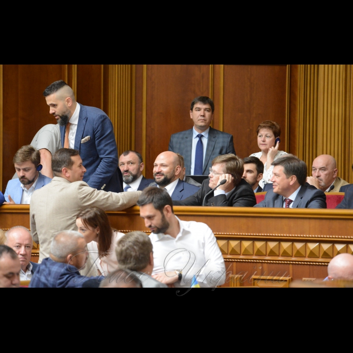 25 травня 2018 сесія Верховної Ради України. 