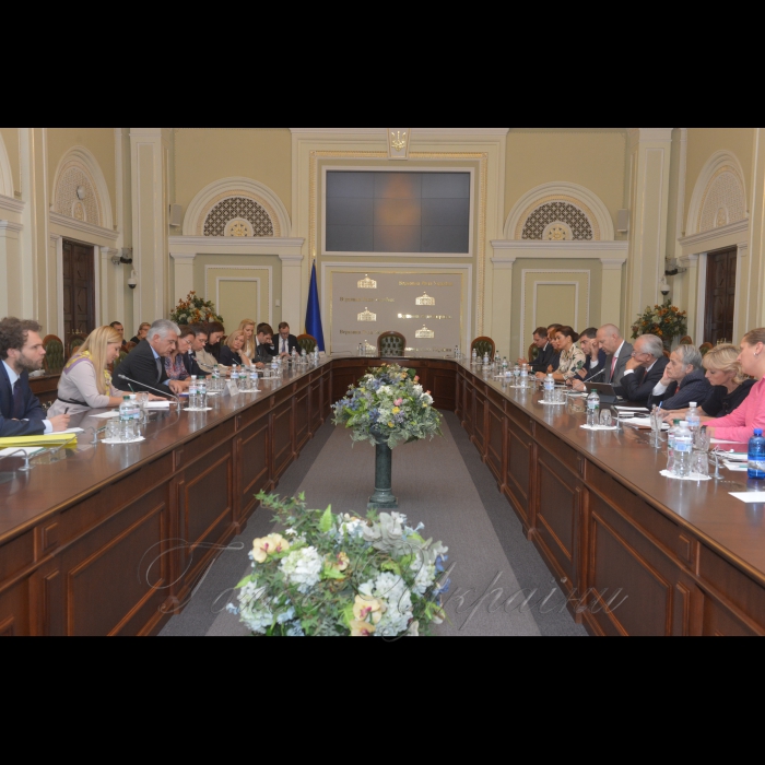 20 вересня 2018 у Парламенті відбулося засідання неформальної групи «Мінська платформа».