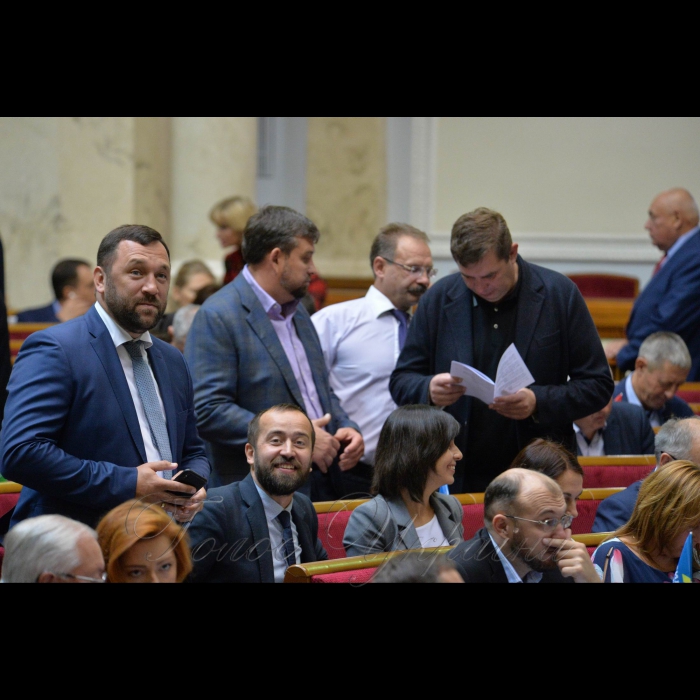 2 жовтня 2018 засідання ВР України.
