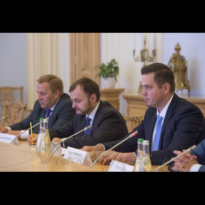 3 жовтня 2018 зустріч Голови Верховної Ради України Андрія Парубія З Міністром закордоних справ і европейськоїінтеграціі Республіки Молдова Тудором Уляновскі.