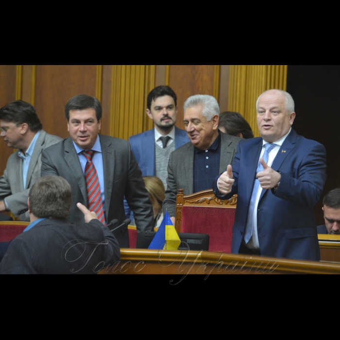 5 жовтня 2018 пленарне засідання Верховної Ради України.