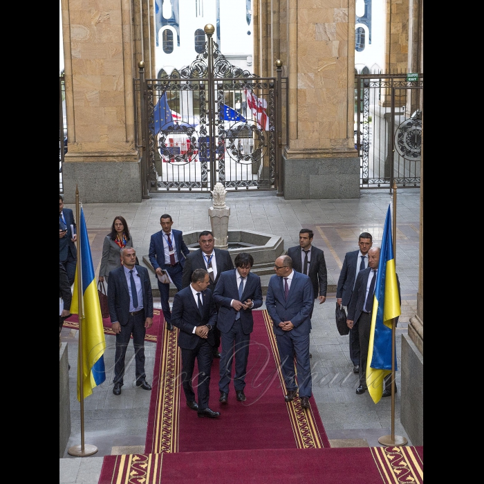 6 жовтня 2018 розпочалась робоча поїздка участю Голови Верховної Ради України Андрія Парубія до Грузії (Тбілісі).
Церемонія підписання Статуту Міжпарламентської асамблеї Парламенту Грузії, Парламенту Республіки Молдова та Верховної Ради України.