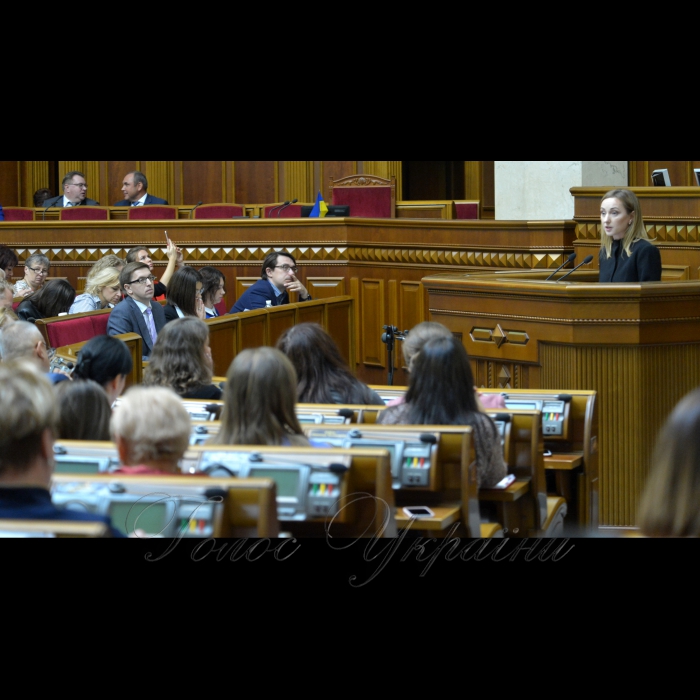 10  жовтня 2018 Парламентські слухання на тему: «Запобігання та протидія дискримінації жінок з вразливих соціальних груп».