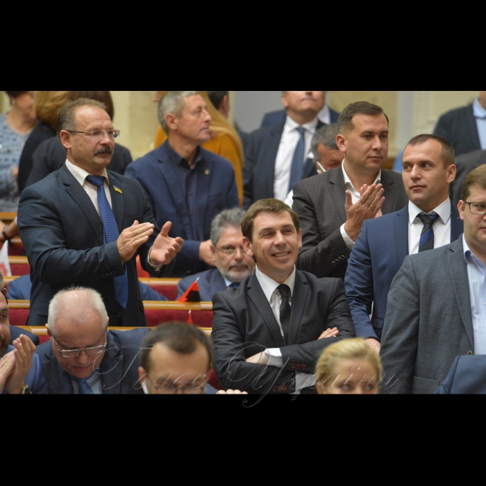 18 жовтня 2018 пленарне засідання Верховної Ради України.
