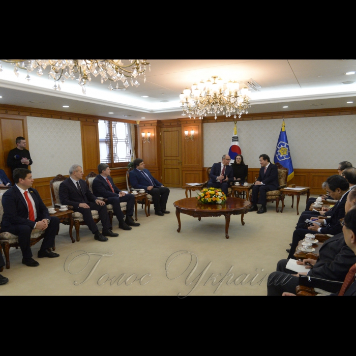 13 грудня 2018 офіційний візит Голови Верховної Ради України Андрія Парубія до Республіки Корея.
Зустріч з Прем’єр-міністром Республіки Корея Лі Нак-Йон.