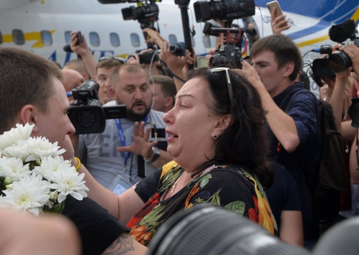 7 вересня 2019 у Київ в аеропорт Бориспіль прилетіли з московського полону 35 українських заручників, серед них 24 моряки захоплених суден у Керченській протоці.