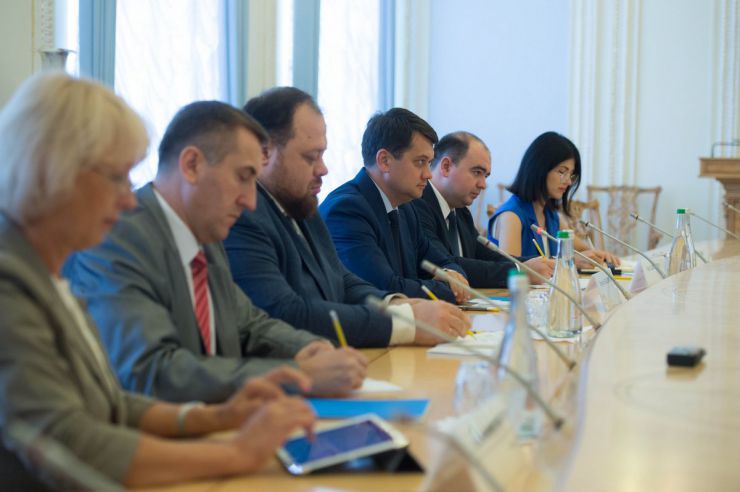 11 вересня 2019 зустріч Голови Верховної Ради України Дмитра Разумкова з делегацією Світового Конгресу України.
