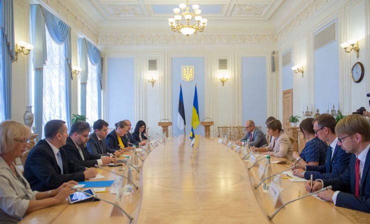 Голова Верховної Ради України Дмитро Разумков провів зустріч з Президентом Естонської Республіки Керсті Кальюлайд. 