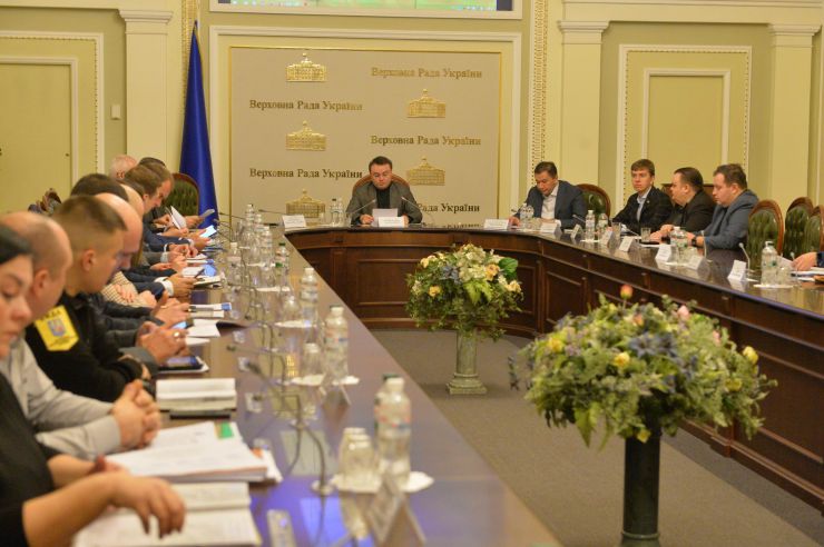 Круглий стіл за участю народних депутатів України парламентської фракції політичної партії 