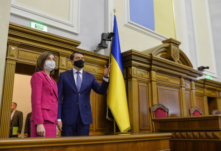 
Зустріч Голови Верховної Ради України Дмитра Разумкова з Президентом Молдови Майєю Санду. 

