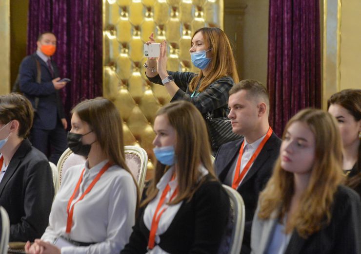 Участь Голови Верховної Ради України Руслана Стефанчука у молодіжній моделі Парламентської асамблеї НАТО.