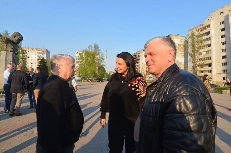 Делегація депутатів парламентів держав-членів ЄС (GLOBSEC) відвідали звільнені від російських окупантів міста Київської області