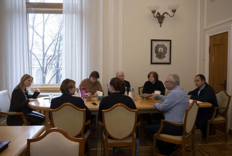 Заступниця Голови Верховної Ради України Олена Кондратюк зустрілася з французькою журналісткою і  письменницею Каролін Фурест 