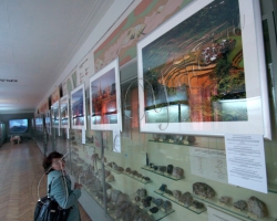 Відкрито виставку фотографій великого формату, яка містить зображення 29 об’єктів світової спадщини ЮНЕСКО. 