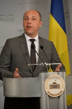 Голова Верховної Ради України Андрій Парубій під час спільного брифінгу з Головою Парламентської асамблеї НАТО Паоло Аллі.