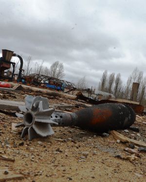 Спасатели ГНС Украины ежедневно рискуя жизнью изымают взрывоопасные предметы.