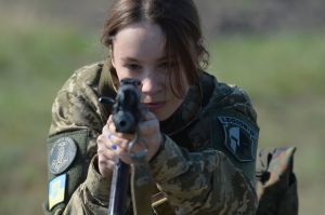 «Форма має значення!». 
Під такою назвою відбувся преспоказ і тестування зразків жіночої польової форми, яка зараз знаходиться на фінальному затверджені у Міністерстві оборони України і буде запроваджена для жінок-військових. 
