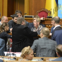 Голова Нацбанку не змогла завершити свій звіт
