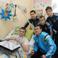 Відвідали воїнів АТО в шпиталі 