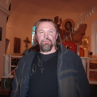 «Після молитви і причастя сталося диво: до камери принесли лампочку»