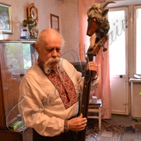 Із столяра в бандуристи... 
