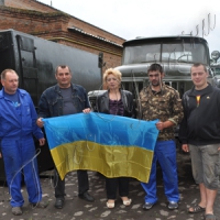 Згуртовані болем