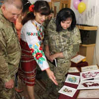Стали родиною для сиріт