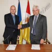 Оновлять парк тролейбусів