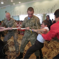 Десантники завітали у гості до дітей