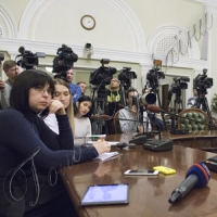 Основним пріоритетом має стати економічне зростання