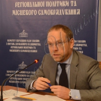 Аби перші успіхи децентралізації не було скасовано