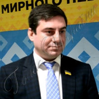 Хочуть жити в єдиній країні, а не особливого статусу