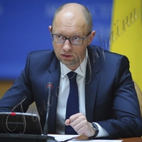 З маніфесту на юридично зобов’язуючий документ