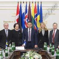 Нині важливий момент для країни. Необхідно консолідуватися задля поступу