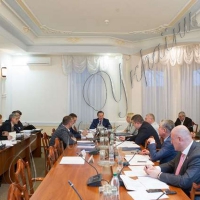 Педагогам житло у першу чергу