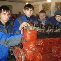 Потопельникам кинули весла