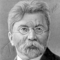 Біля джерел академічної науки