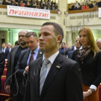 Високопосадовці з нинішнього року подаватимуть електронні декларації