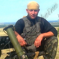 Лунко у скронях відгукується війна