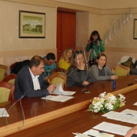 Донецьким журналістам розповіли, як живуть переселенці