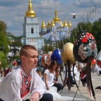 Найкращу писанку  подарують Папі Римському