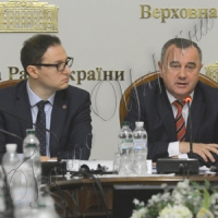Олександр ДОМБРОВСЬКИЙ: «В основі  нової моделі — інтереси споживача»