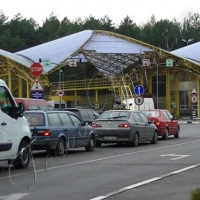 На митницях мають бути електронні черги