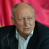 Олександр СІРЕНКО: «Коли щороку завод збільшує  виробництво і реалізацію продукції  на 20 відсотків, то це довіра споживача»