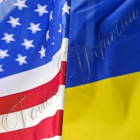 Айфон як одиниця виміру наших доходів