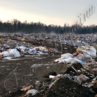 Сміттєзвалище охороняють удень і вночі