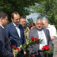 Співпрацювати не на папері, а на ділі